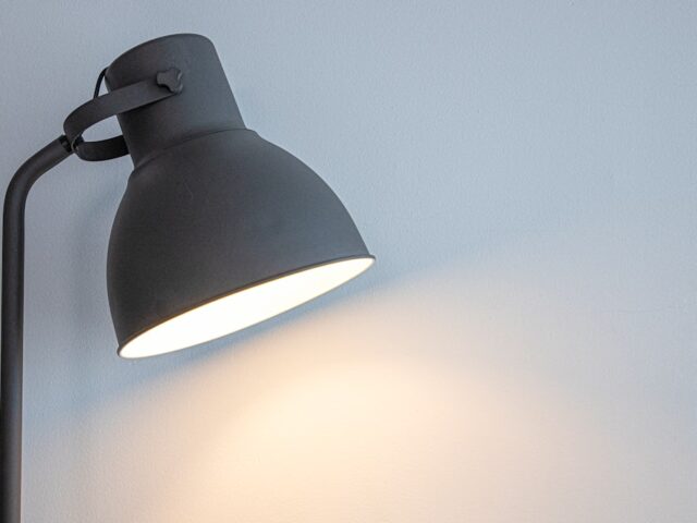 Strakke gelnagels maken met een uv lamp