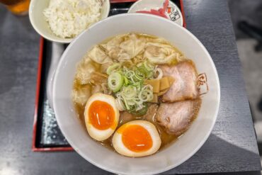 Paarse nagels: wat je kunt leren van de kleur van je nagels